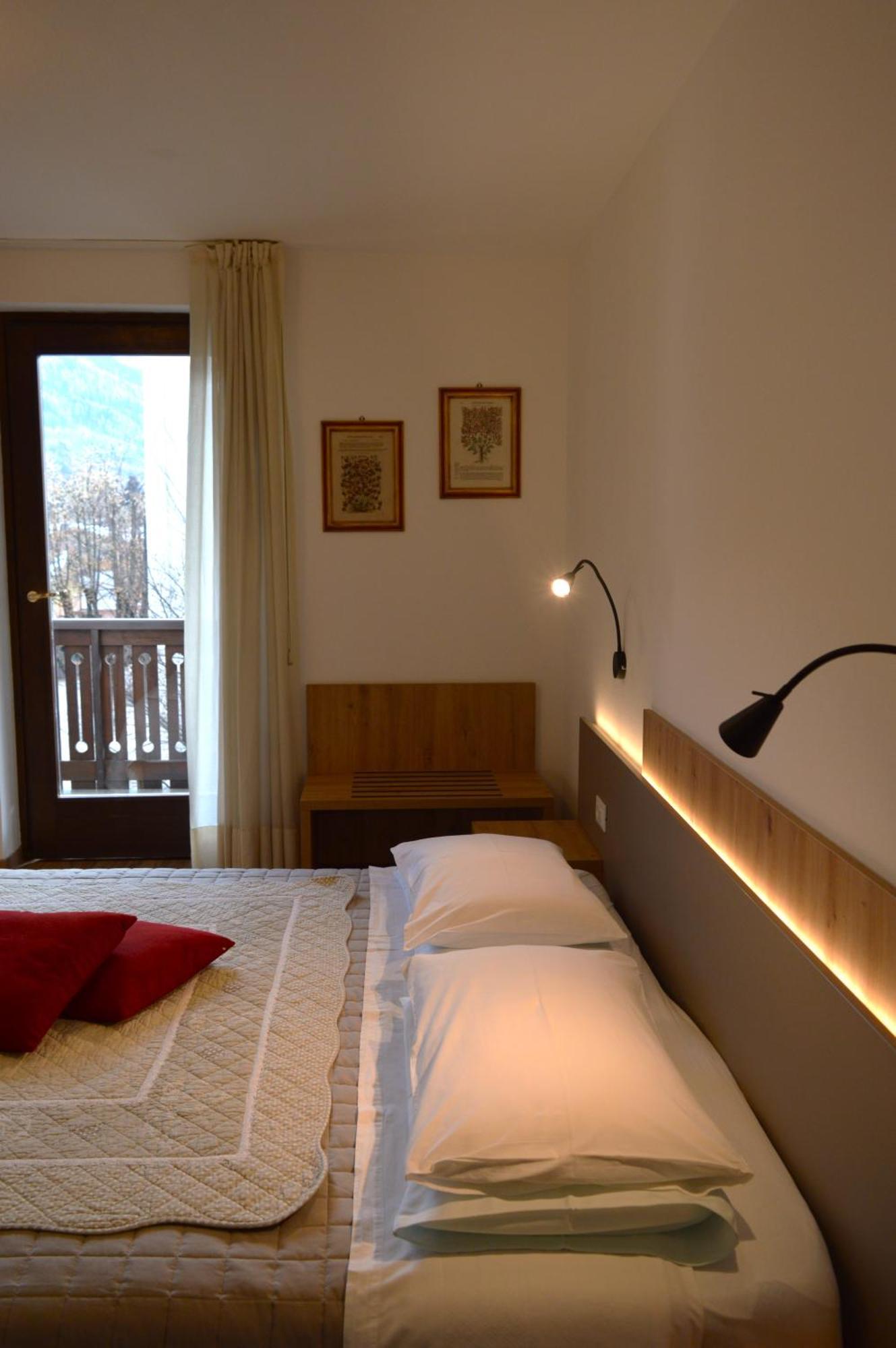 Hotel Wanda Pinzolo Exterior foto